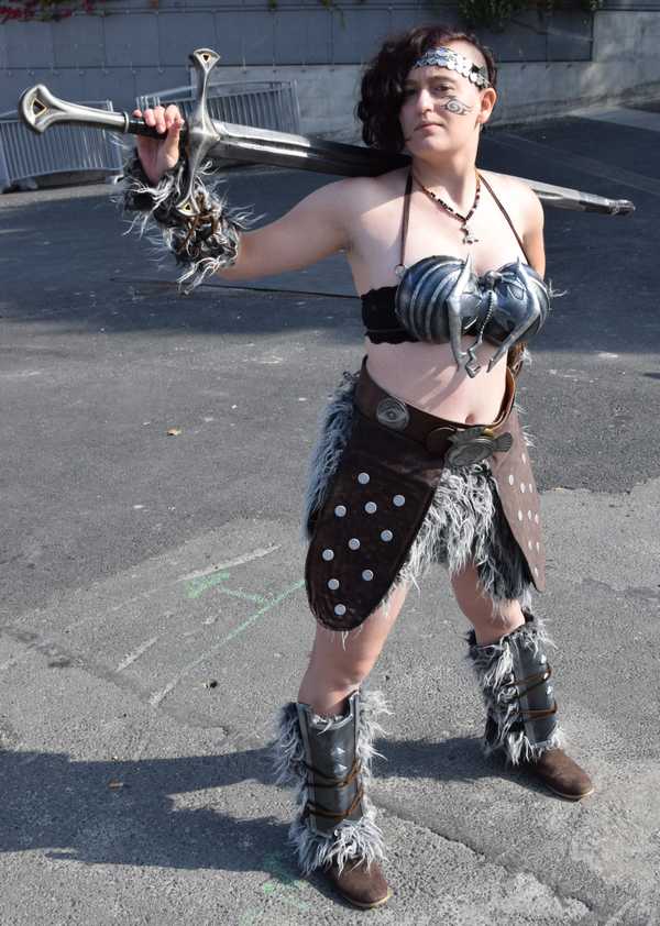 Dovahkiin - Skyrim - Red Smasher - Paris Manga 2015 1